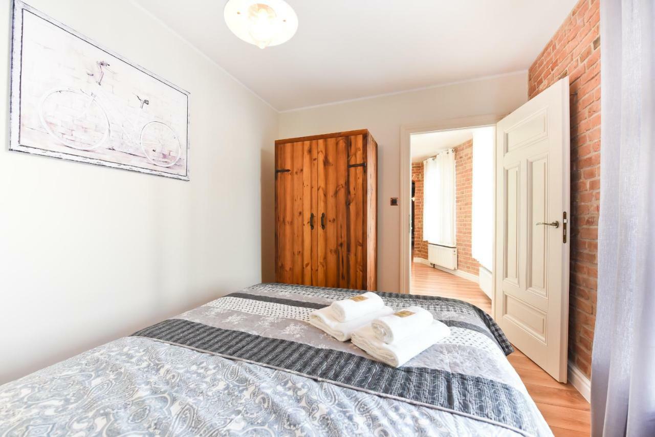 Апартаменты Apartament Starowka 3 Торунь Экстерьер фото